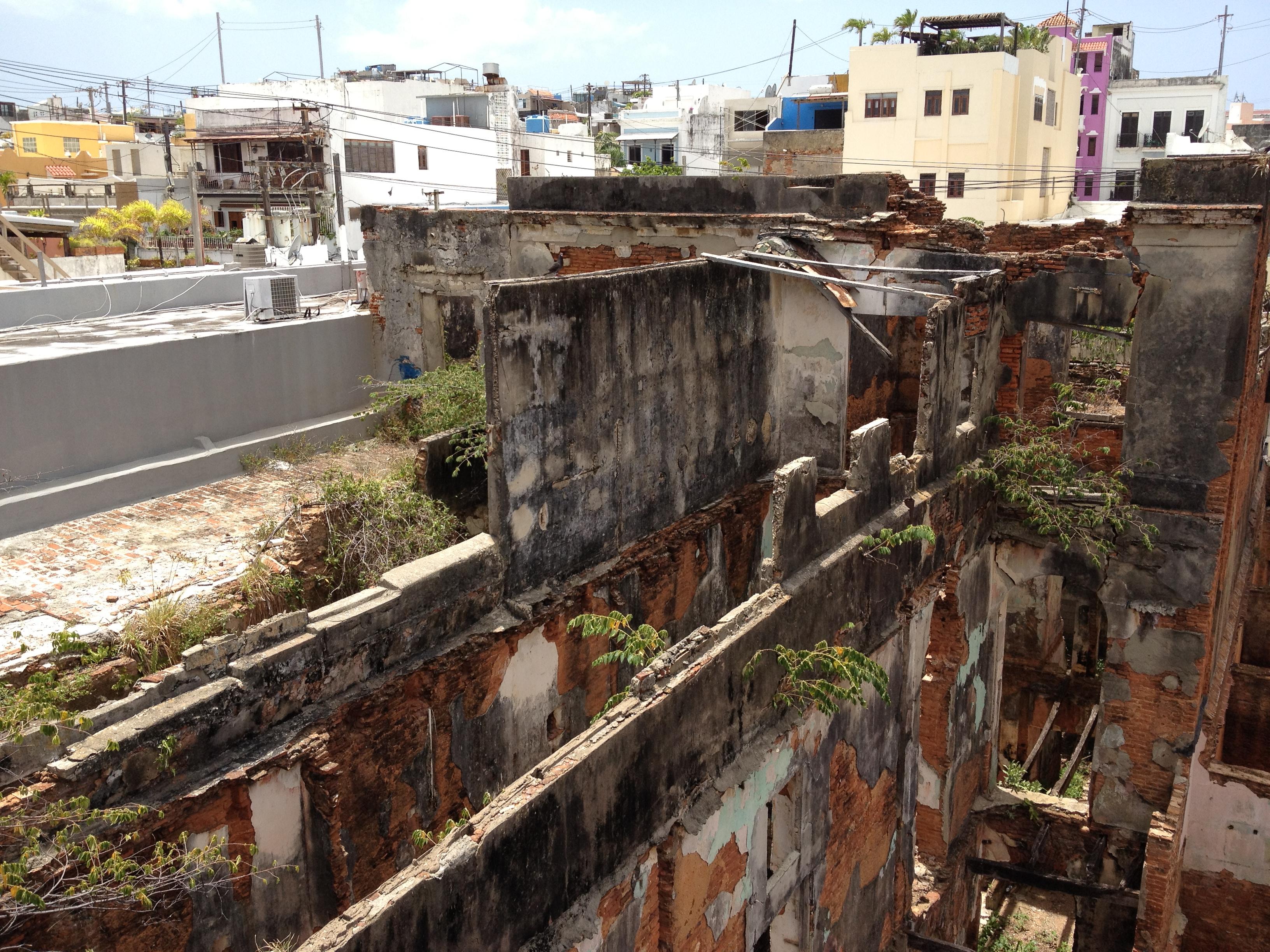Calle de la Fortaleza 352 - San Juan (Viejo San Juan) - 2012 00005